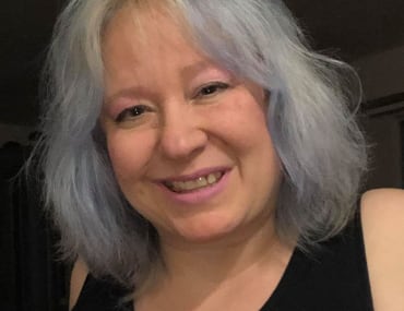 Angela Bell, Volunteer